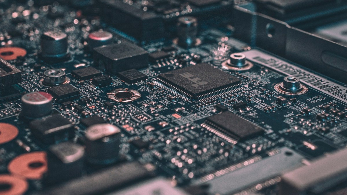 Yüksek performanslı mikroişlemci yongası ve anakart devreleri makro çekimi
