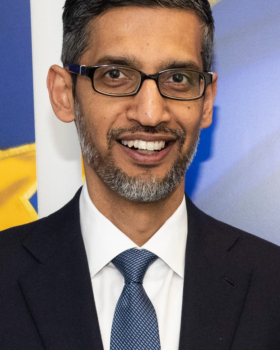 Sundar Pichai portresi — Wikimedia Commons