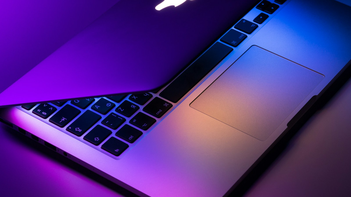 MacBook Apple Silicon M3 ve M4 birleşik bellek yerel LLM avantajı