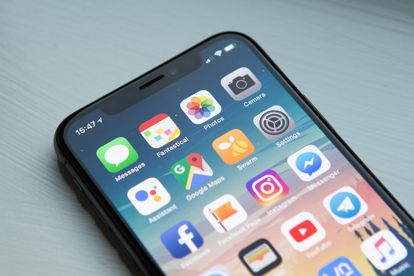 Akıllı telefonda Instagram ve sosyal medya uygulamaları